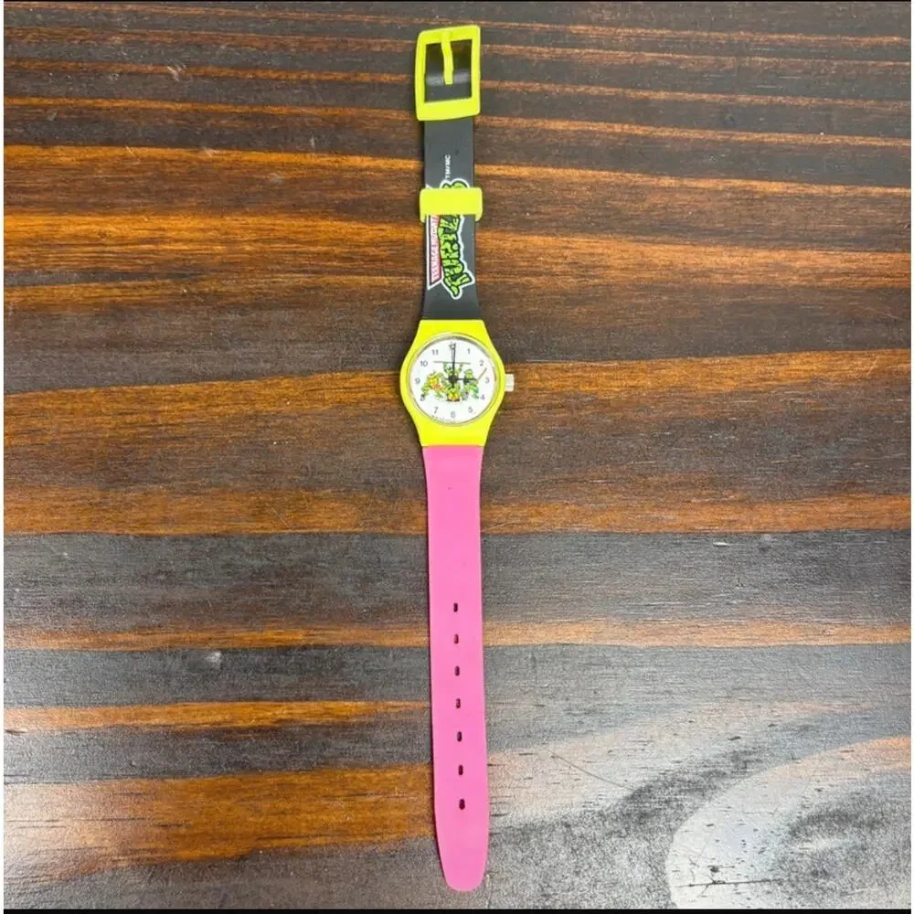 Rare Vintage 1990 TMNT Teenage Mutant Ninja Turtles Quartz Watch Silicone Band